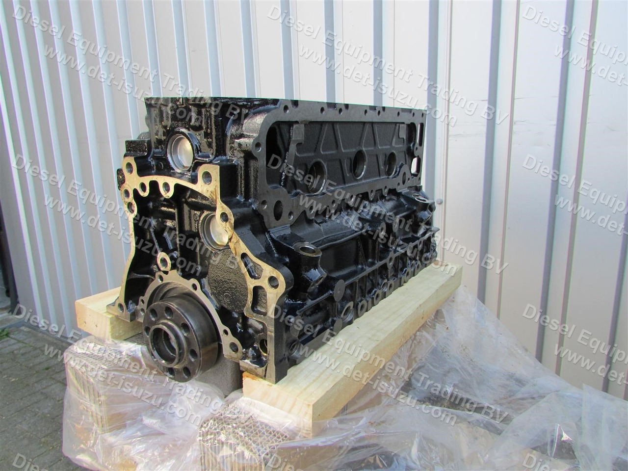 Isuzu **NEW** Short Block 4JJ1 4HK1 6HK1 - Bloc-cylindres pour Pelle: photos 1 Isuzu **NEW** Short Block 4JJ1 4HK1 6HK1 - Bloc-cylindres pour Pelle: photos 1
