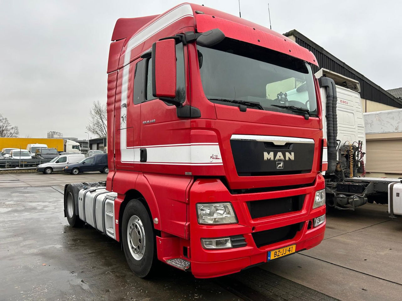 MAN TGX 18.440 Euro 5 / BJ. 2011 / 440PK - Tracteur routier: photos 2 MAN TGX 18.440 Euro 5 / BJ. 2011 / 440PK - Tracteur routier: photos 2