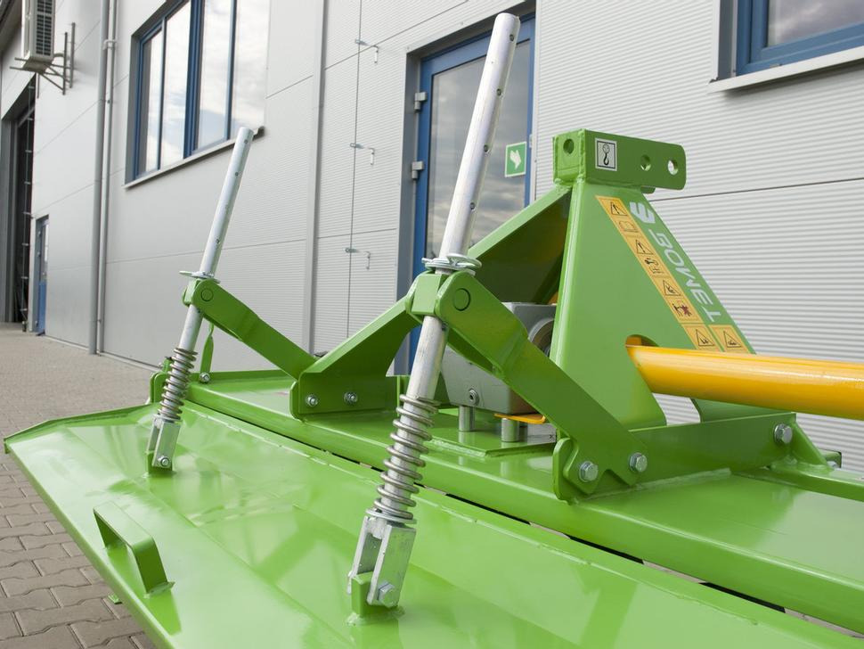 Bomet Bodenfräsen / Rotary tiller / Rotavator / Vangatrice / Rastrillo / Культиватор / Glebogryzarka 2 m - Rotavator: photos 3 Bomet Bodenfräsen / Rotary tiller / Rotavator / Vangatrice / Rastrillo / Культиватор / Glebogryzarka 2 m - Rotavator: photos 3
