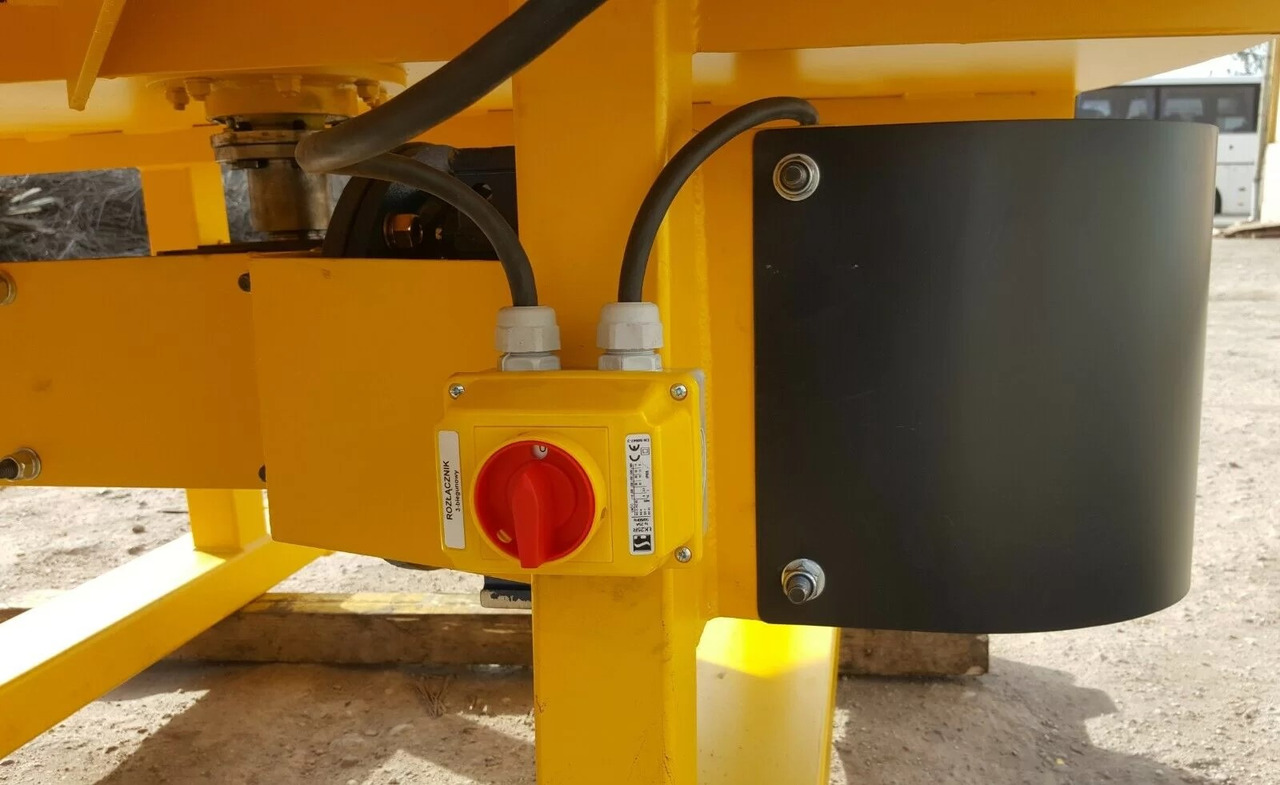 DC Betonmischer / Electric concrete mixer / Malaxeur à béton électrique / Betoniera / Бетономешалка с электроприводом / Betoniarka elektryczna 1000 l - Centrale à béton: photos 4 DC Betonmischer / Electric concrete mixer / Malaxeur à béton électrique / Betoniera / Бетономешалка с электроприводом / Betoniarka elektryczna 1000 l - Centrale à béton: photos 4