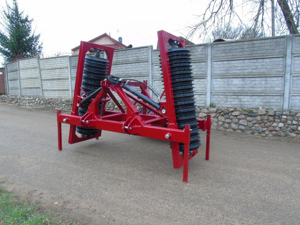 Darmex Cambridge-Walze / Roller / Rouleau / Rullo / Вал / Wał 4 m - Rouleau agricole: photos 1 Darmex Cambridge-Walze / Roller / Rouleau / Rullo / Вал / Wał 4 m - Rouleau agricole: photos 1