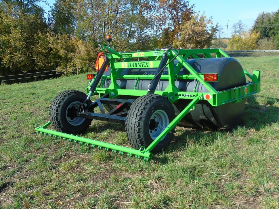 Darmex Wiesenwalze / Meadow roller / Rouleau de prairie / Rullo liscio / Каток луговой / Wał łąkowy 3 m - Rouleau agricole: photos 4 Darmex Wiesenwalze / Meadow roller / Rouleau de prairie / Rullo liscio / Каток луговой / Wał łąkowy 3 m - Rouleau agricole: photos 4