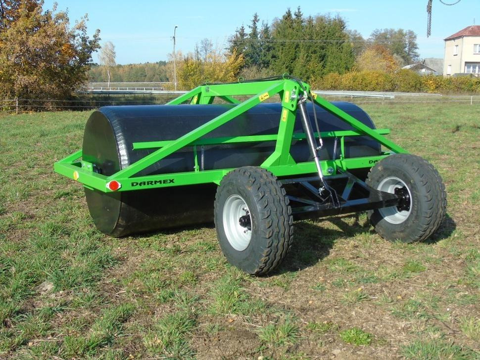 Darmex Wiesenwalze / Meadow roller / Rouleau de prairie / Rullo liscio / Каток луговой / Wał łąkowy - Rouleau agricole: photos 4 Darmex Wiesenwalze / Meadow roller / Rouleau de prairie / Rullo liscio / Каток луговой / Wał łąkowy - Rouleau agricole: photos 4