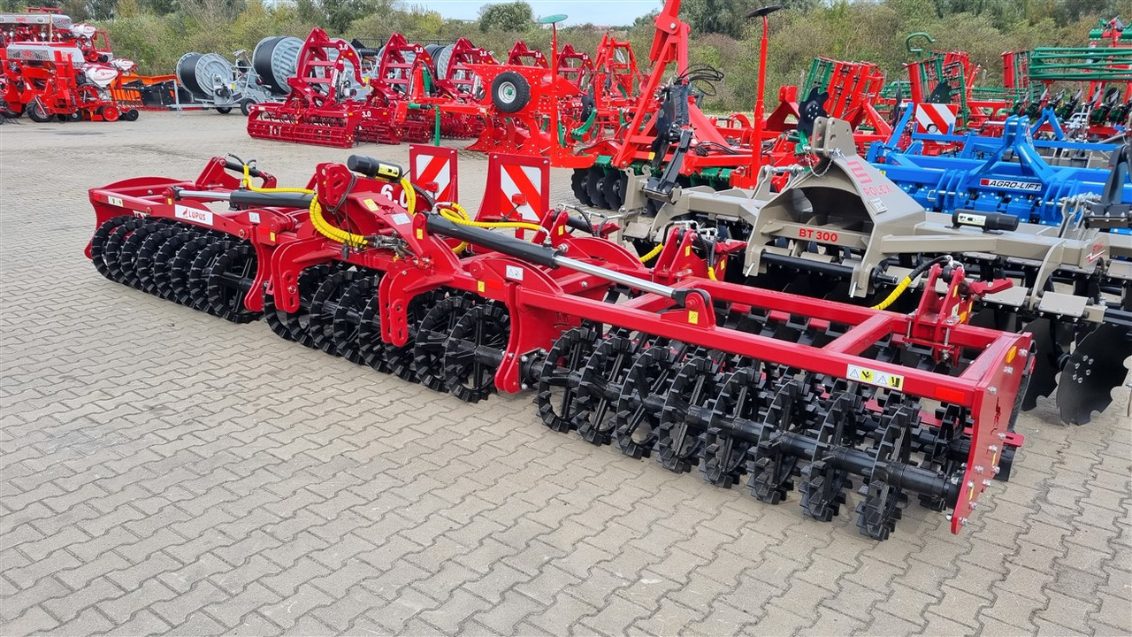 Lupus Crosskillwalze / Crosskill roller / Rouleau / Wał 6 m - Rouleau agricole: photos 4 Lupus Crosskillwalze / Crosskill roller / Rouleau / Wał 6 m - Rouleau agricole: photos 4