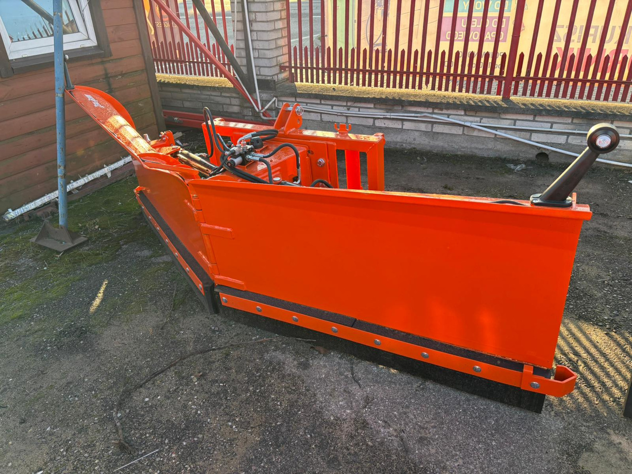 METAL-TECHNIK Schneeschild / Snow plow / Lame à neige / Sgombraneve dritto / Снегоочистель / Pług odśnieżny 3 m - Lame à neige pour Lame à neige: photos 1 METAL-TECHNIK Schneeschild / Snow plow / Lame à neige / Sgombraneve dritto / Снегоочистель / Pług odśnieżny 3 m - Lame à neige pour Lame à neige: photos 1