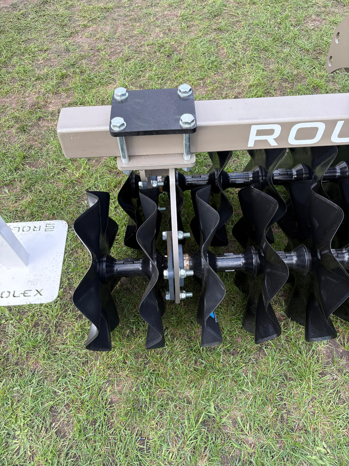 ROLEX Front disc / Déchaumeur frontal / Brona przednia WT300 - Cover crop: photos 4 ROLEX Front disc / Déchaumeur frontal / Brona przednia WT300 - Cover crop: photos 4