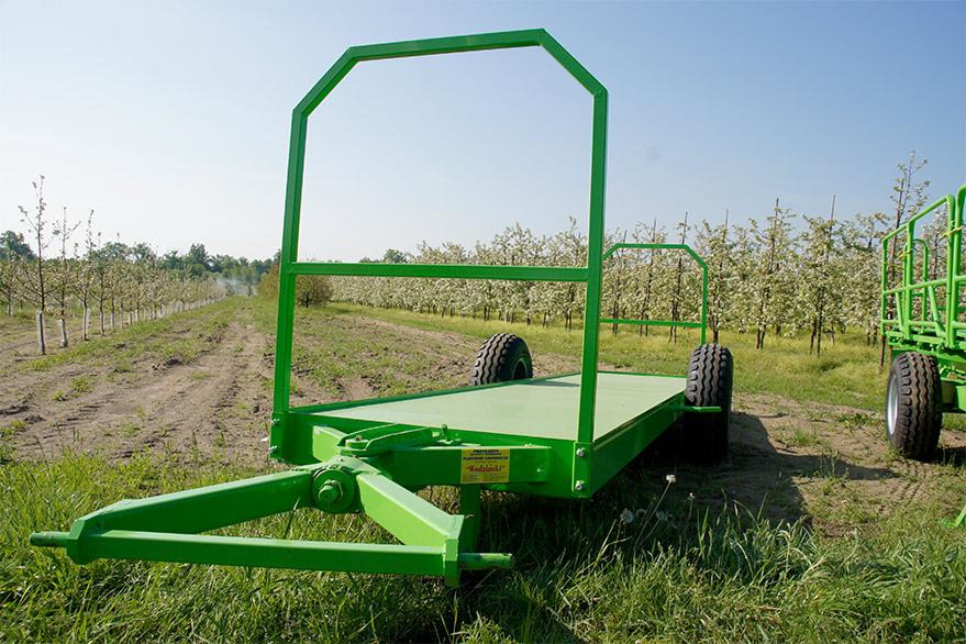 Wodziński Orchard platform / Plateau de verger / Platforma sadownicza - Remorque plateau agricole: photos 2 Wodziński Orchard platform / Plateau de verger / Platforma sadownicza - Remorque plateau agricole: photos 2