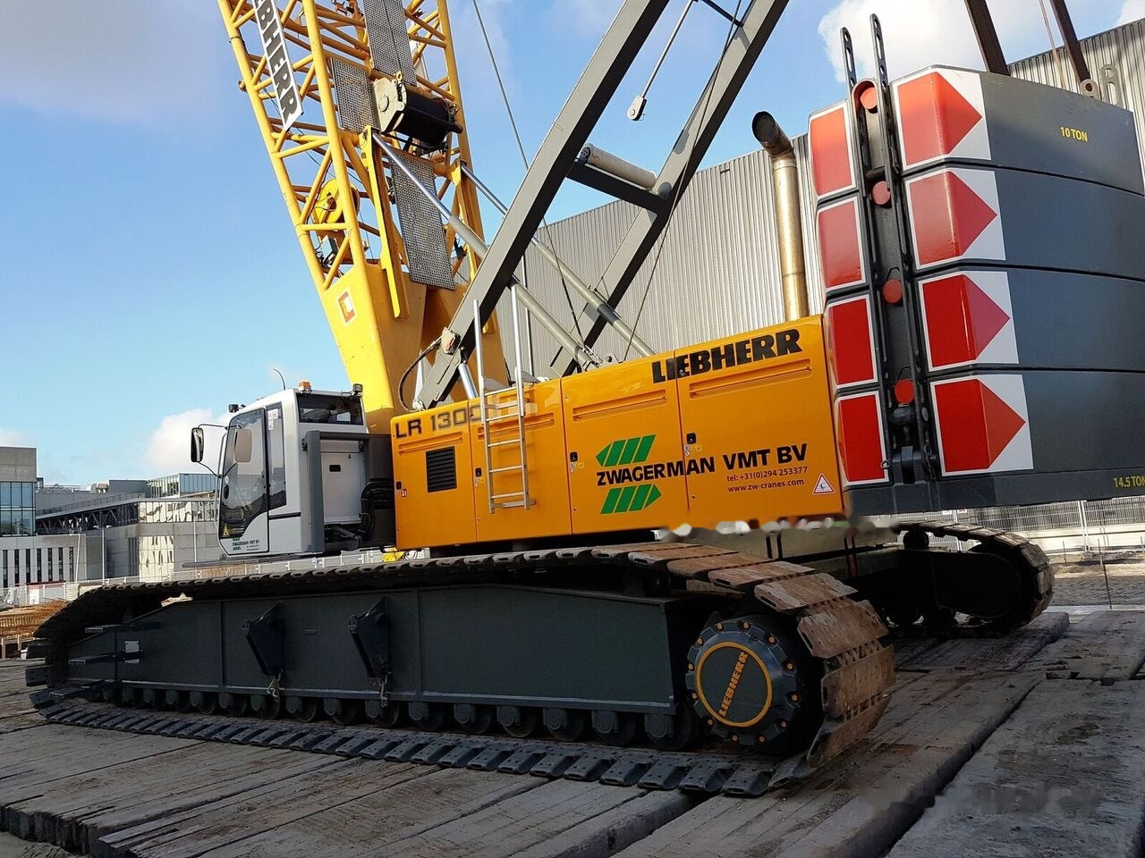 Liebherr LR 1300 - Grue sur chenilles: photos 2 Liebherr LR 1300 - Grue sur chenilles: photos 2