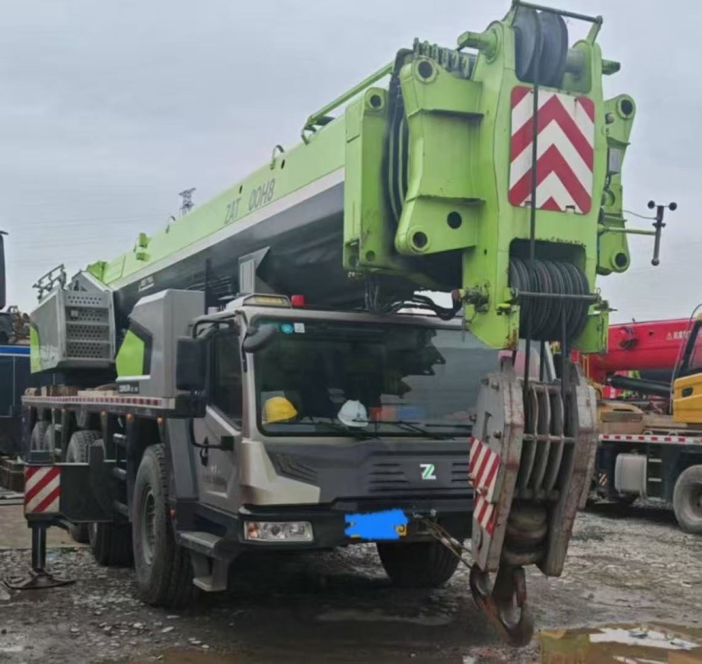 ZOOMLION ZOOMLION ZOOMLION - Grue tout-terrain: photos 2 ZOOMLION ZOOMLION ZOOMLION - Grue tout-terrain: photos 2