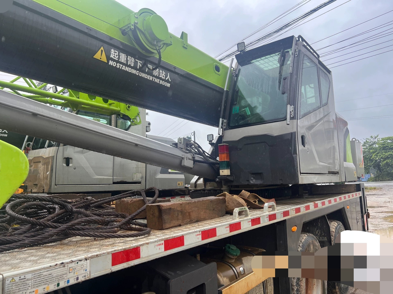 ZOOMLION ZOOMLION ZOOMLION - Grue mobile: photos 2 ZOOMLION ZOOMLION ZOOMLION - Grue mobile: photos 2