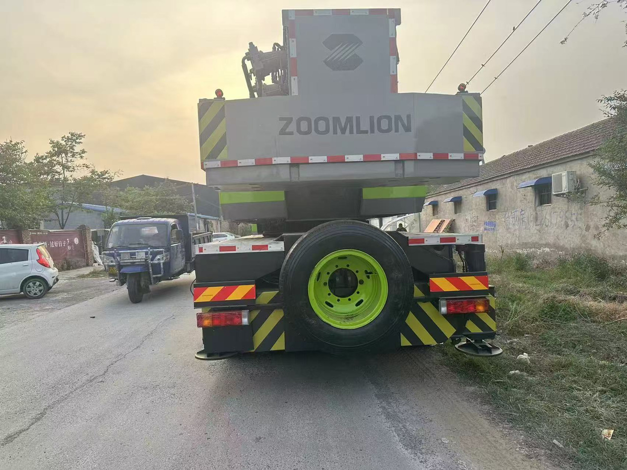 ZOOMLION ZTE700V - Grue mobile: photos 2 ZOOMLION ZTE700V - Grue mobile: photos 2