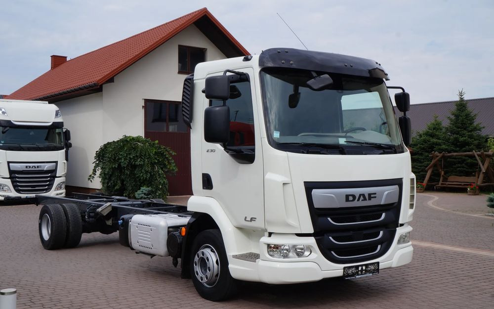 DAF LF 230 EURO 6 12 TON RAMA DO ZABUDOWY - Châssis cabine: photos 1 DAF LF 230 EURO 6 12 TON RAMA DO ZABUDOWY - Châssis cabine: photos 1