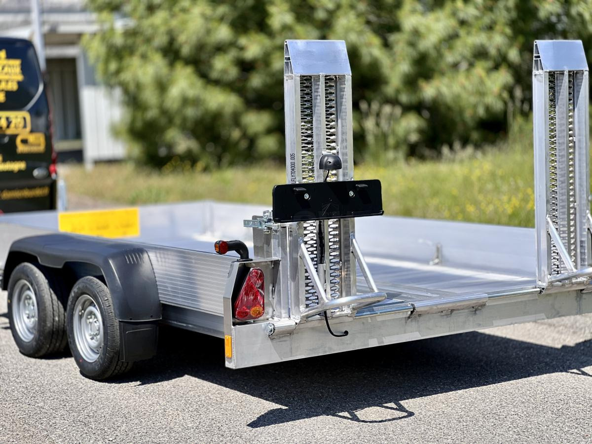 DEFINITIVE CLM Remorque porte engin aluminium 3T5 FLY35 - Remorque porte engin: photos 4 DEFINITIVE CLM Remorque porte engin aluminium 3T5 FLY35 - Remorque porte engin: photos 4