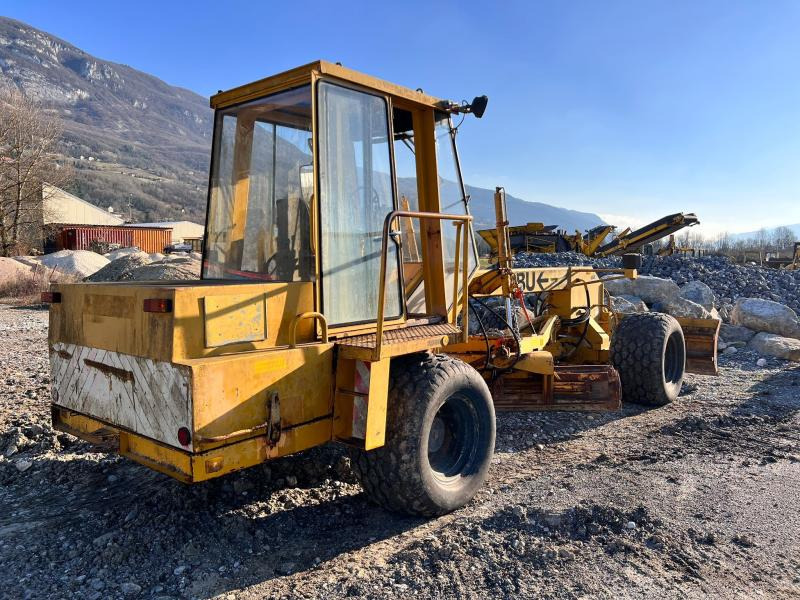 Mbu G50A NIVELEUSE 7T - Niveleuse: photos 2 Mbu G50A NIVELEUSE 7T - Niveleuse: photos 2