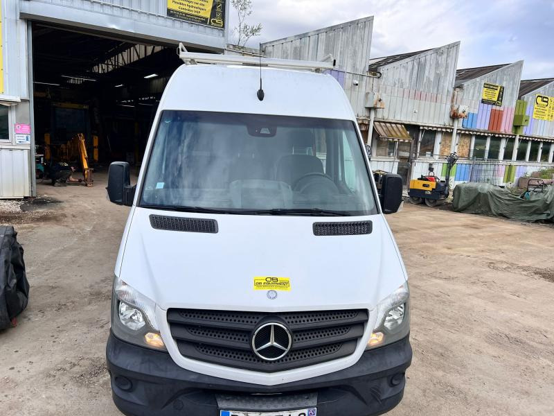 Mercedes SPRINTER 2 V6 3L 190cv - Fourgon utilitaire, Utilitaire double cabine: photos 5 Mercedes SPRINTER 2 V6 3L 190cv - Fourgon utilitaire, Utilitaire double cabine: photos 5