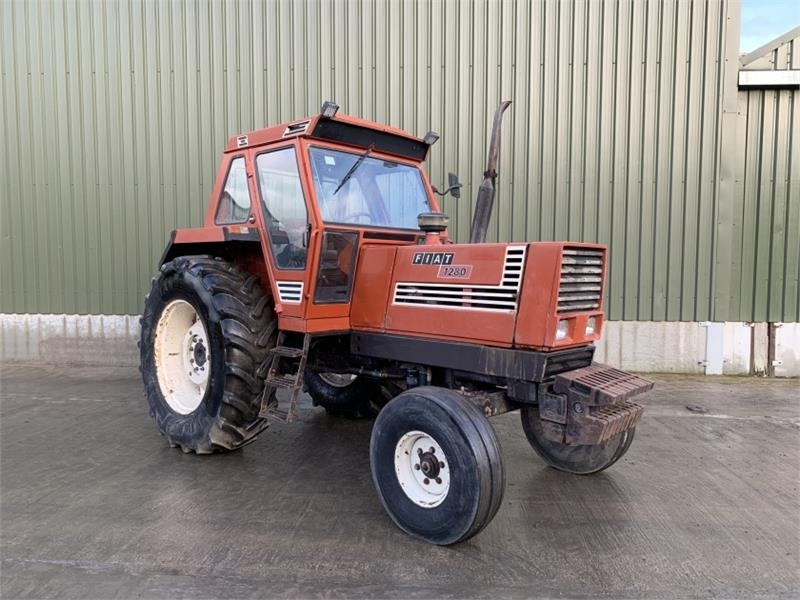 Fiat Fiat 1280 Turbo 2WD - Tracteur agricole: photos 3 Fiat Fiat 1280 Turbo 2WD - Tracteur agricole: photos 3