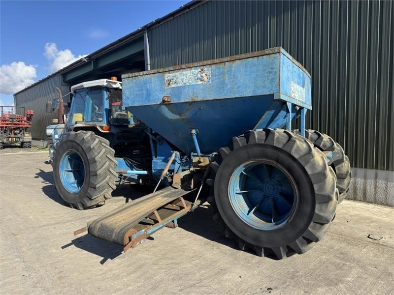 Ford 5610 Dual Power Gravel Cart  - Tombereau articulé: photos 2 Ford 5610 Dual Power Gravel Cart  - Tombereau articulé: photos 2