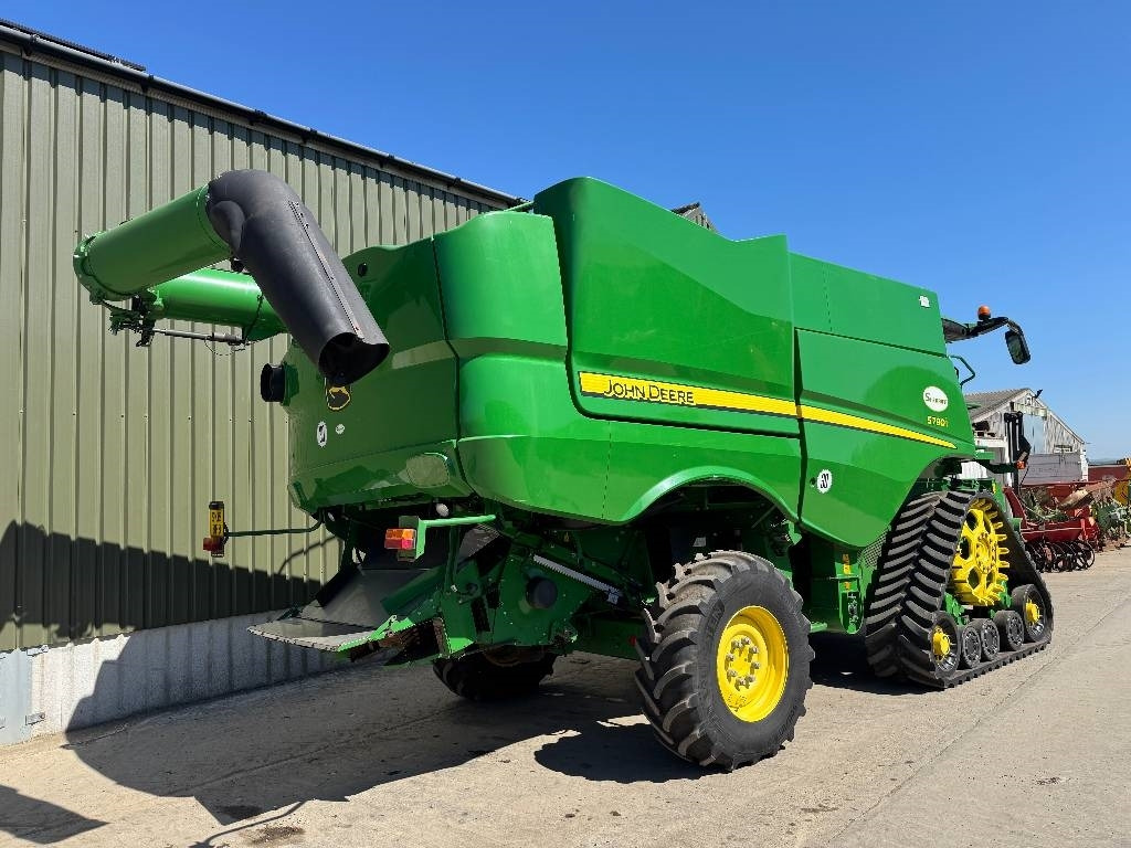 John Deere S790i c/w 735D Hydra Float - Moissonneuse-batteuse: photos 4 John Deere S790i c/w 735D Hydra Float - Moissonneuse-batteuse: photos 4