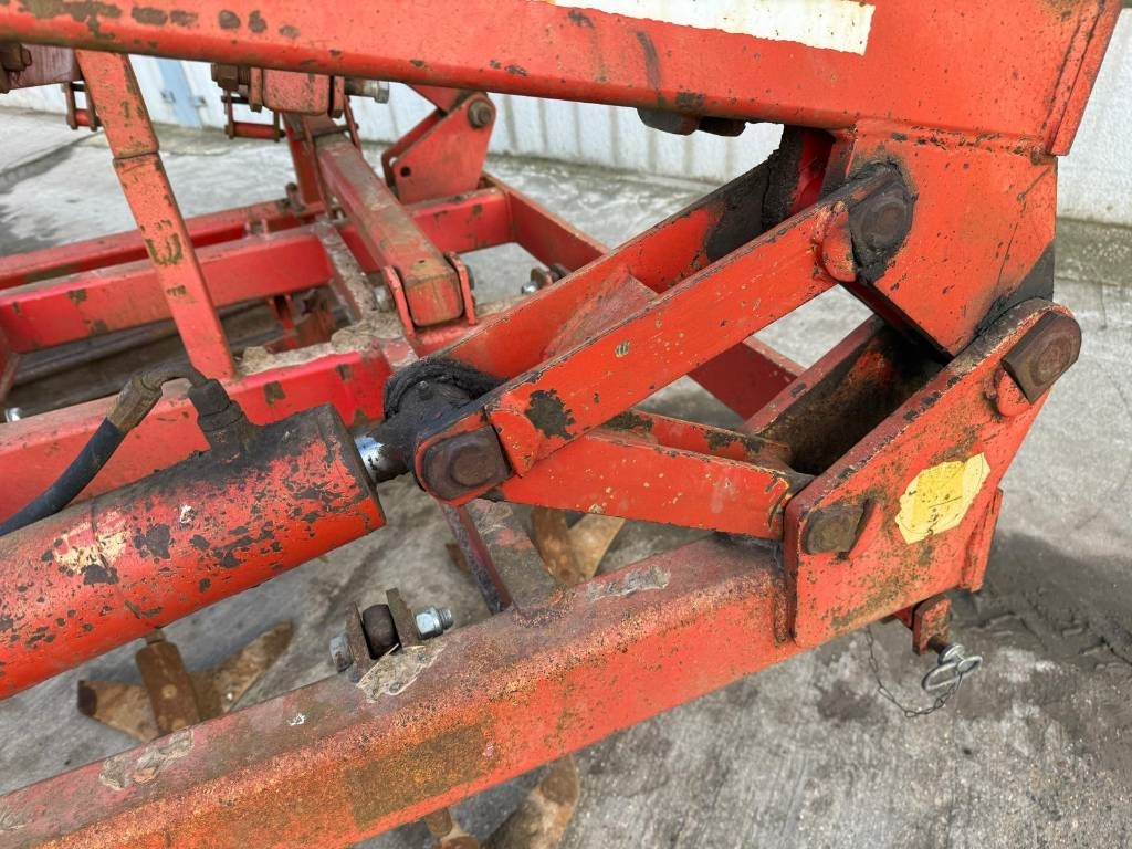 Knoche 4.5 Meter Folding Cultivator - Bineuse: photos 5 Knoche 4.5 Meter Folding Cultivator - Bineuse: photos 5