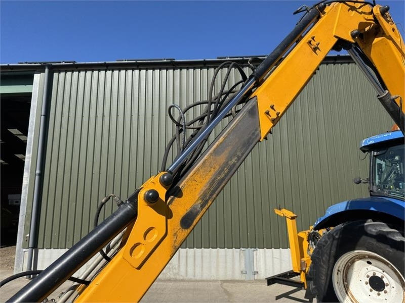 Epareuse New Holland New Holland T6080 c/w Herder Cavalier Mid Mount He: photos 21