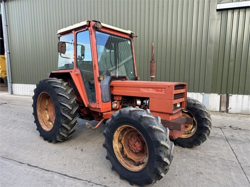 Renault 781-4 4WD Tractor - Tracteur agricole: photos 3 Renault 781-4 4WD Tractor - Tracteur agricole: photos 3
