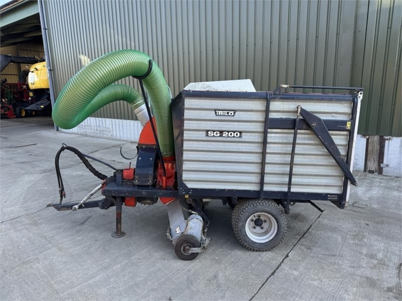 Trilo Trilo SG 200 Vacuum Sweeper - Camion hydrocureur: photos 2 Trilo Trilo SG 200 Vacuum Sweeper - Camion hydrocureur: photos 2