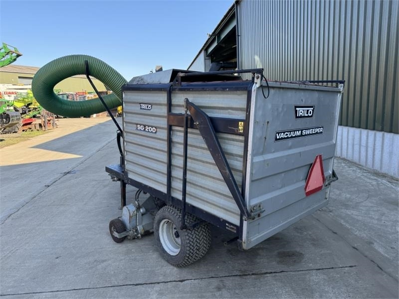 Trilo Trilo SG 200 Vacuum Sweeper - Camion hydrocureur: photos 3 Trilo Trilo SG 200 Vacuum Sweeper - Camion hydrocureur: photos 3