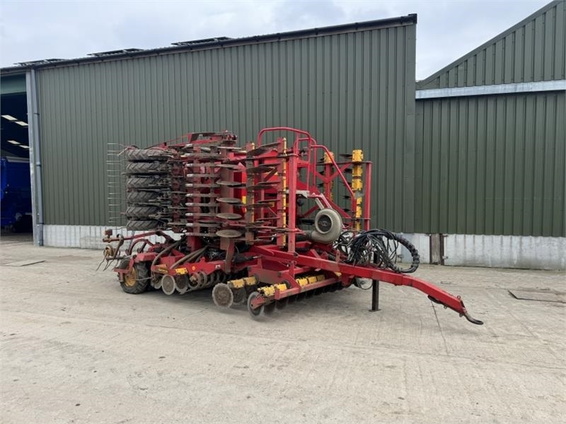 Vaderstad Vaderstad Rapid A600s - Combiné de semis: photos 1 Vaderstad Vaderstad Rapid A600s - Combiné de semis: photos 1