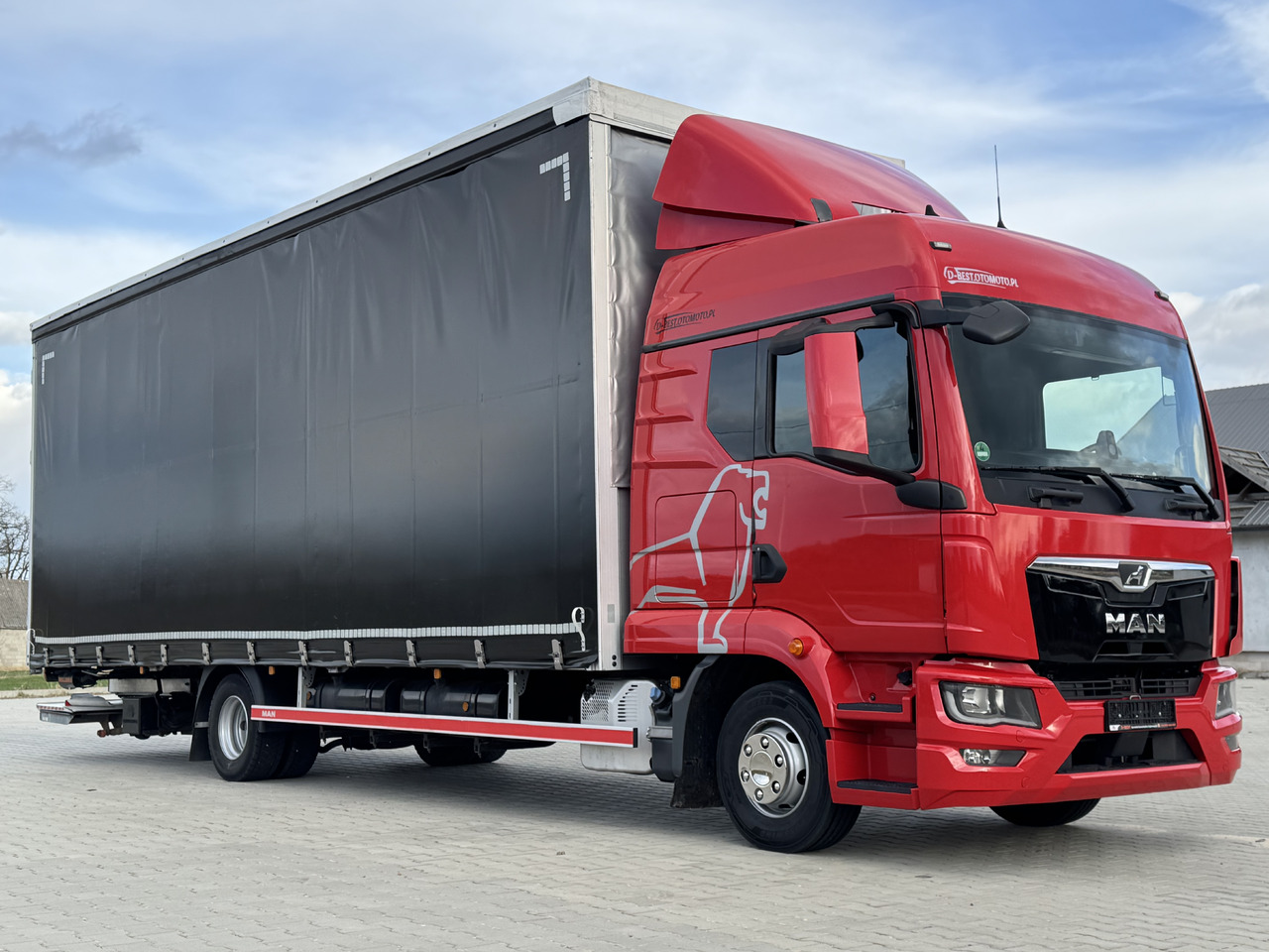MAN TGL 12.250 / FIRANKA / WINDA / 20 EUROPALET / 8.20 M DŁ / SYPIALKA / 2021 - Camion à rideaux coulissants: photos 1 MAN TGL 12.250 / FIRANKA / WINDA / 20 EUROPALET / 8.20 M DŁ / SYPIALKA / 2021 - Camion à rideaux coulissants: photos 1