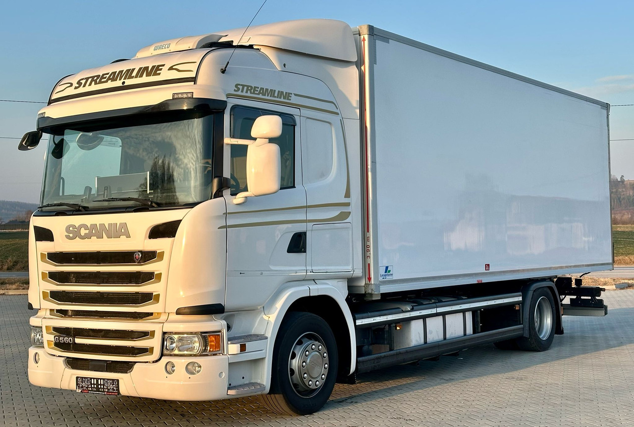 SCANIA G360 / IZOTERMA / 6.8 M DŁUGOŚCI / AUTOMAT / CAŁA NA PODUSZKACH / KLIMA POSTOJOWA / ELEKTRYCZNA ROLETA TYŁ / SYPIALKA - Camion isothermique: photos 2 SCANIA G360 / IZOTERMA / 6.8 M DŁUGOŚCI / AUTOMAT / CAŁA NA PODUSZKACH / KLIMA POSTOJOWA / ELEKTRYCZNA ROLETA TYŁ / SYPIALKA - Camion isothermique: photos 2