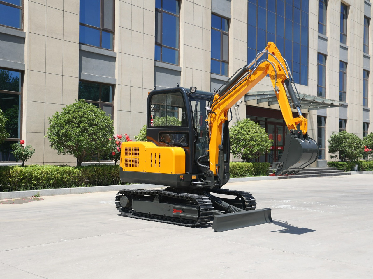 KUBOTA Diesel Mini excavator 4 ton - Müller Machinery MB 40 - KSH - Mini pelle: photos 3 KUBOTA Diesel Mini excavator 4 ton - Müller Machinery MB 40 - KSH - Mini pelle: photos 3