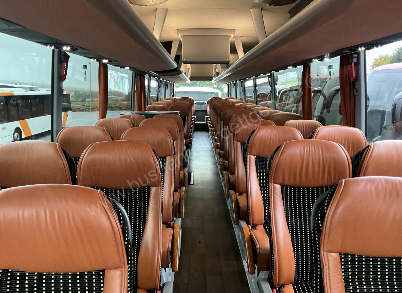 Autocar MAN R09: photos 12 Autocar MAN R09: photos 12