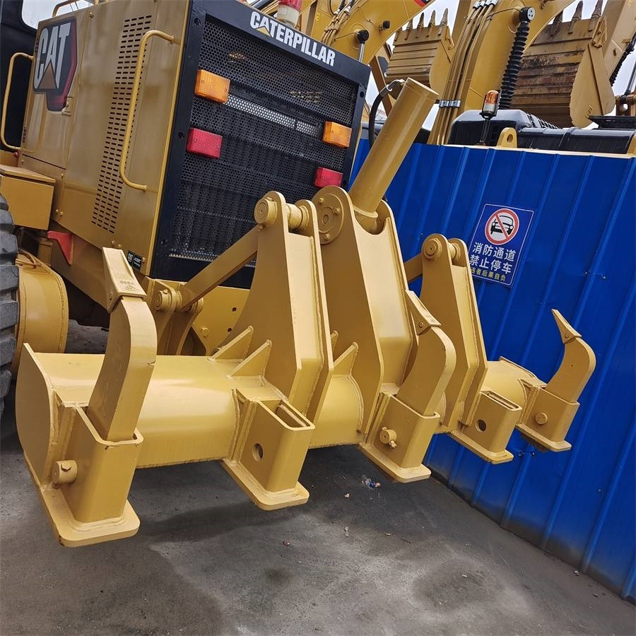 CAT 140 H - Niveleuse: photos 5 CAT 140 H - Niveleuse: photos 5