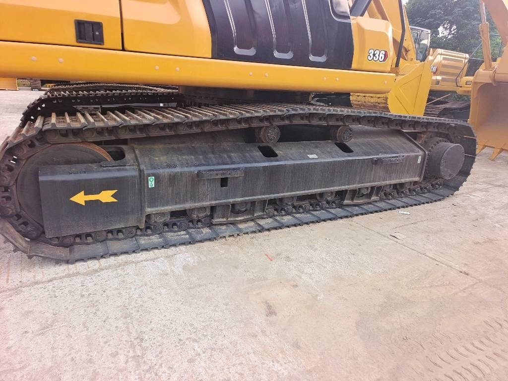 CAT 336 - Pelle sur chenille: photos 2 CAT 336 - Pelle sur chenille: photos 2