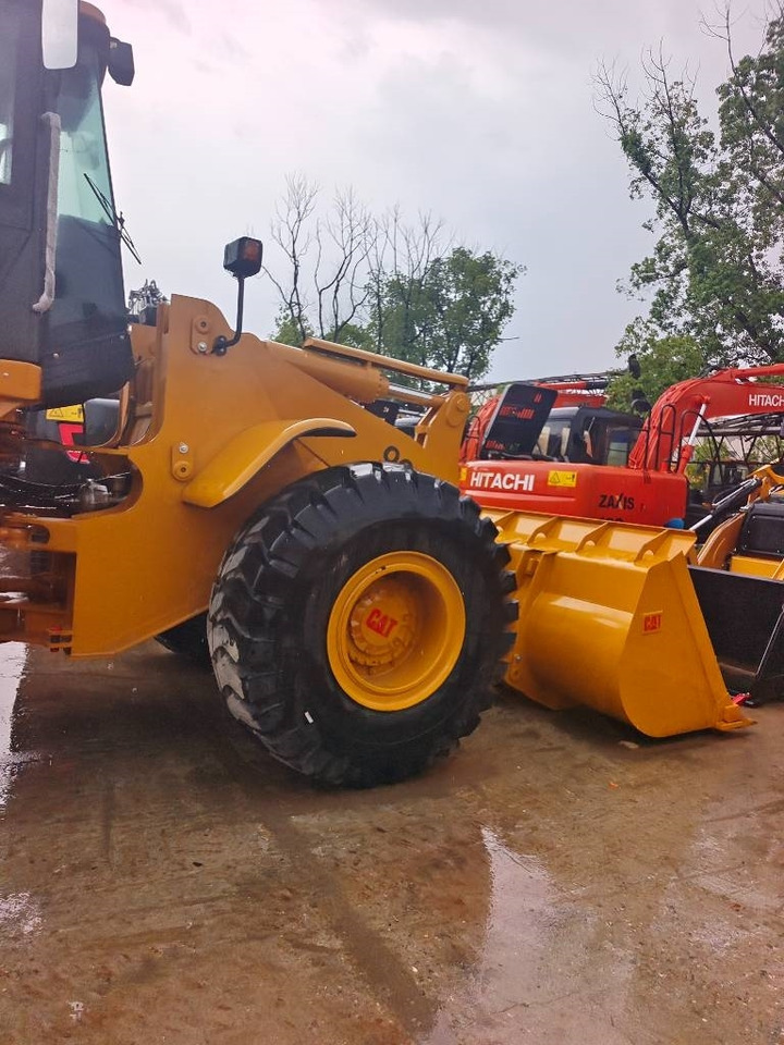 CAT 966 H - Chargeuse sur pneus: photos 4 CAT 966 H - Chargeuse sur pneus: photos 4