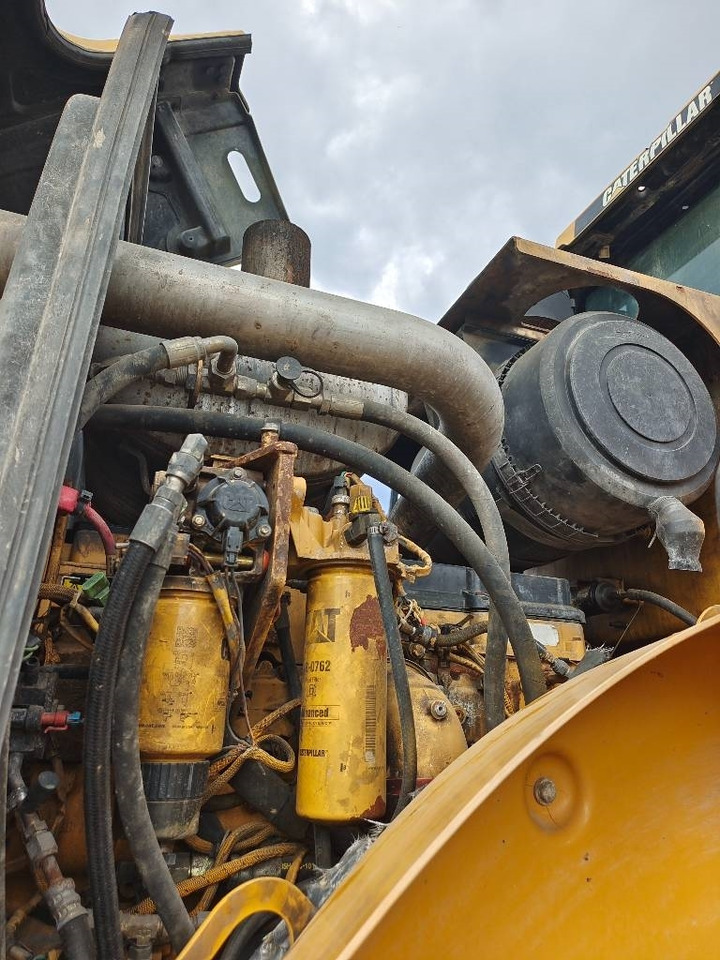 CAT 966 H - Chargeuse sur pneus: photos 4 CAT 966 H - Chargeuse sur pneus: photos 4