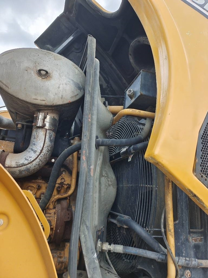 CAT 966 H - Chargeuse sur pneus: photos 2 CAT 966 H - Chargeuse sur pneus: photos 2