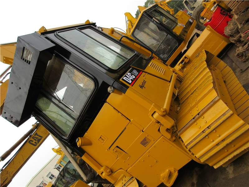 CAT D 4 C - Bulldozer: photos 4 CAT D 4 C - Bulldozer: photos 4