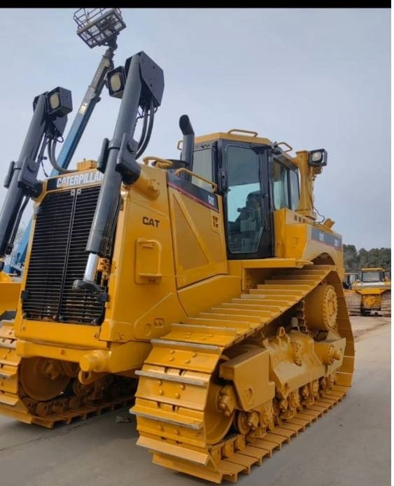 CAT D 8 T - Bulldozer: photos 2 CAT D 8 T - Bulldozer: photos 2