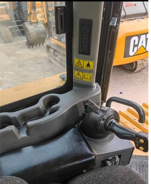 CAT D 8 T - Bulldozer: photos 3 CAT D 8 T - Bulldozer: photos 3
