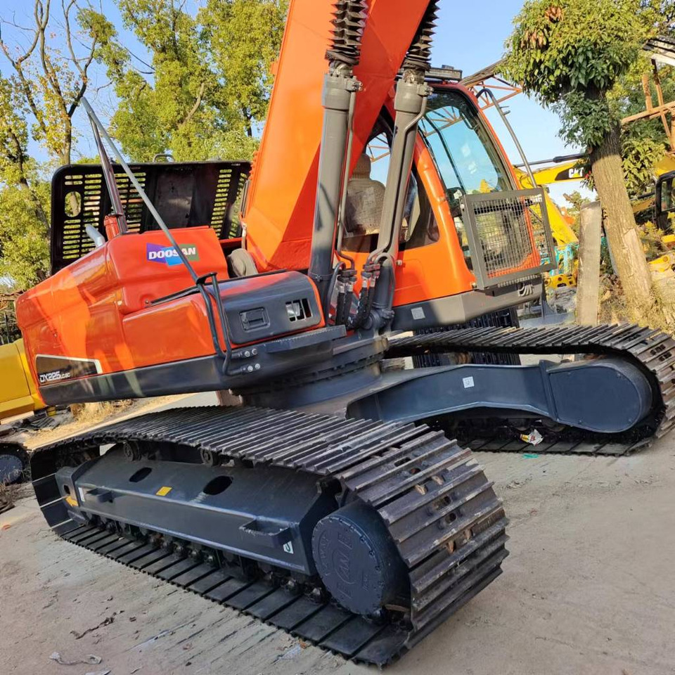 Doosan DX 225 LC - Pelle sur chenille: photos 4 Doosan DX 225 LC - Pelle sur chenille: photos 4
