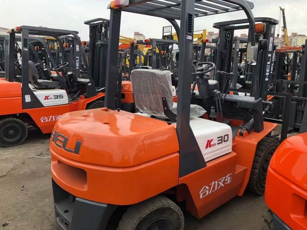 Heli FD 30 - Chariot élévateur diesel: photos 4 Heli FD 30 - Chariot élévateur diesel: photos 4