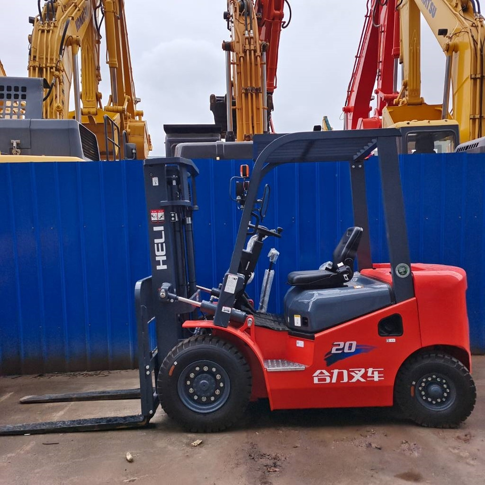 Heli FD 30 - Chariot élévateur diesel: photos 2 Heli FD 30 - Chariot élévateur diesel: photos 2