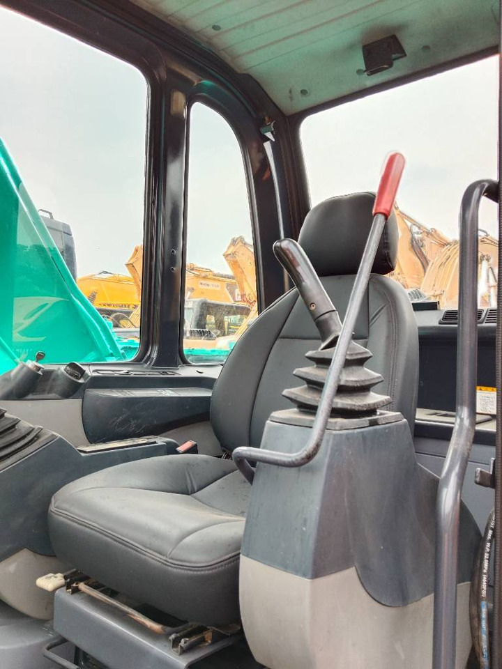 Kobelco SK 75 - Pelle sur chenille: photos 5 Kobelco SK 75 - Pelle sur chenille: photos 5