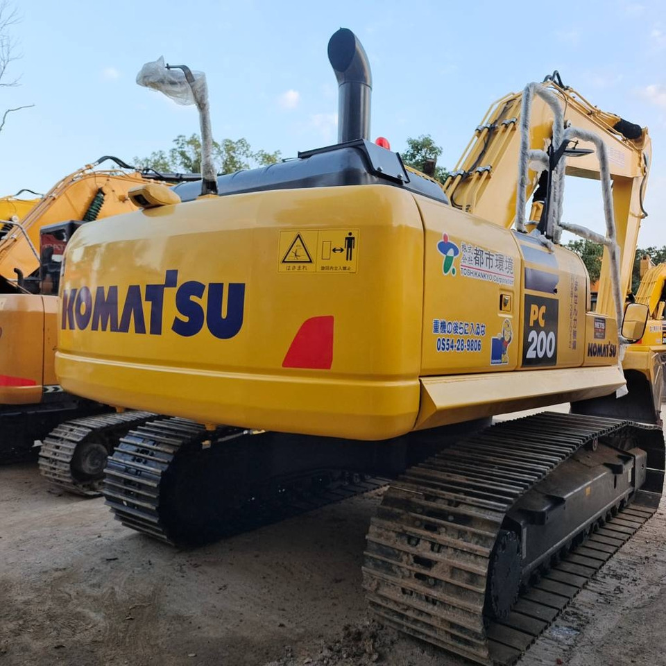 Komatsu PC 200 - Pelle sur chenille: photos 1 Komatsu PC 200 - Pelle sur chenille: photos 1