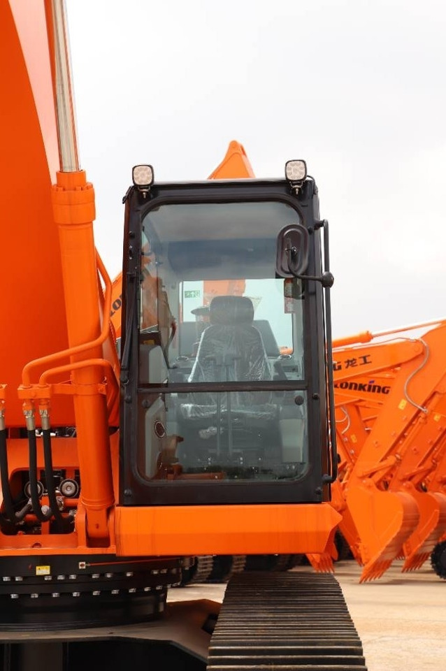 Lonking LG 6306 G4 Brand new machine - Pelle sur chenille: photos 2 Lonking LG 6306 G4 Brand new machine - Pelle sur chenille: photos 2