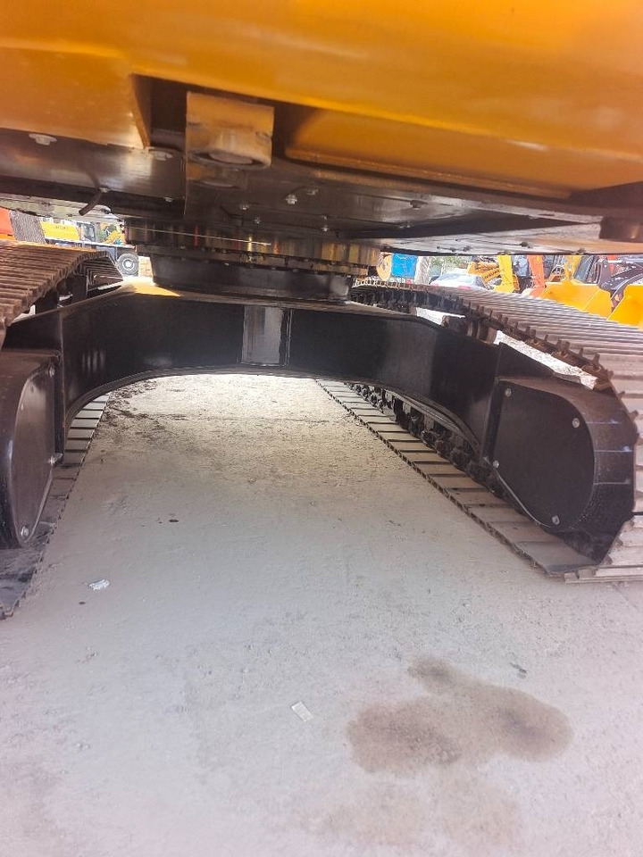 Sany SY 215 H - Pelle sur chenille: photos 5 Sany SY 215 H - Pelle sur chenille: photos 5