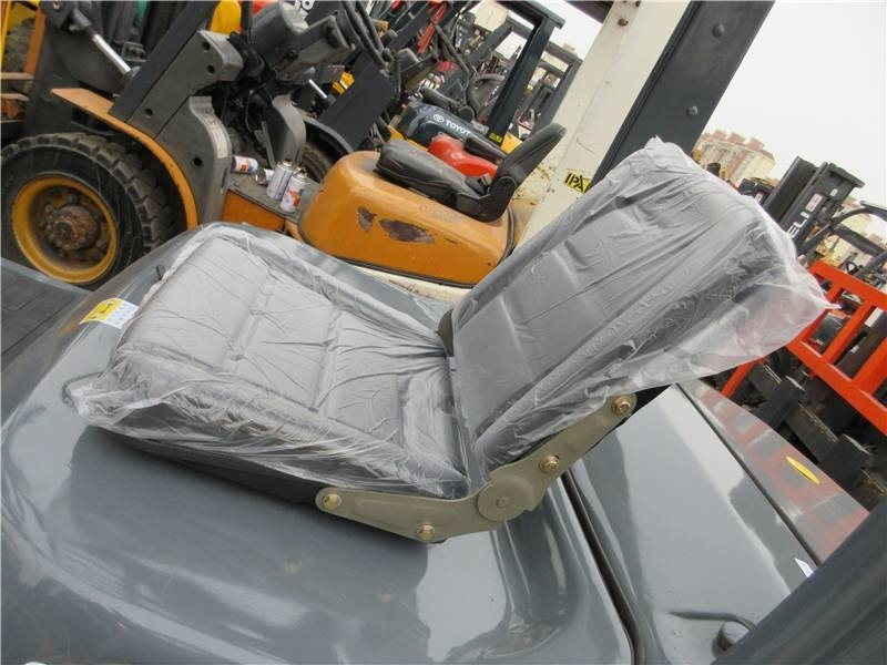 Toyota FD 50 - Chariot élévateur diesel: photos 4 Toyota FD 50 - Chariot élévateur diesel: photos 4