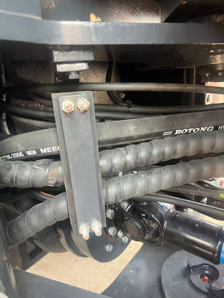 Chargeuse sur pneus XCMG ZL 50 GN: photos 9