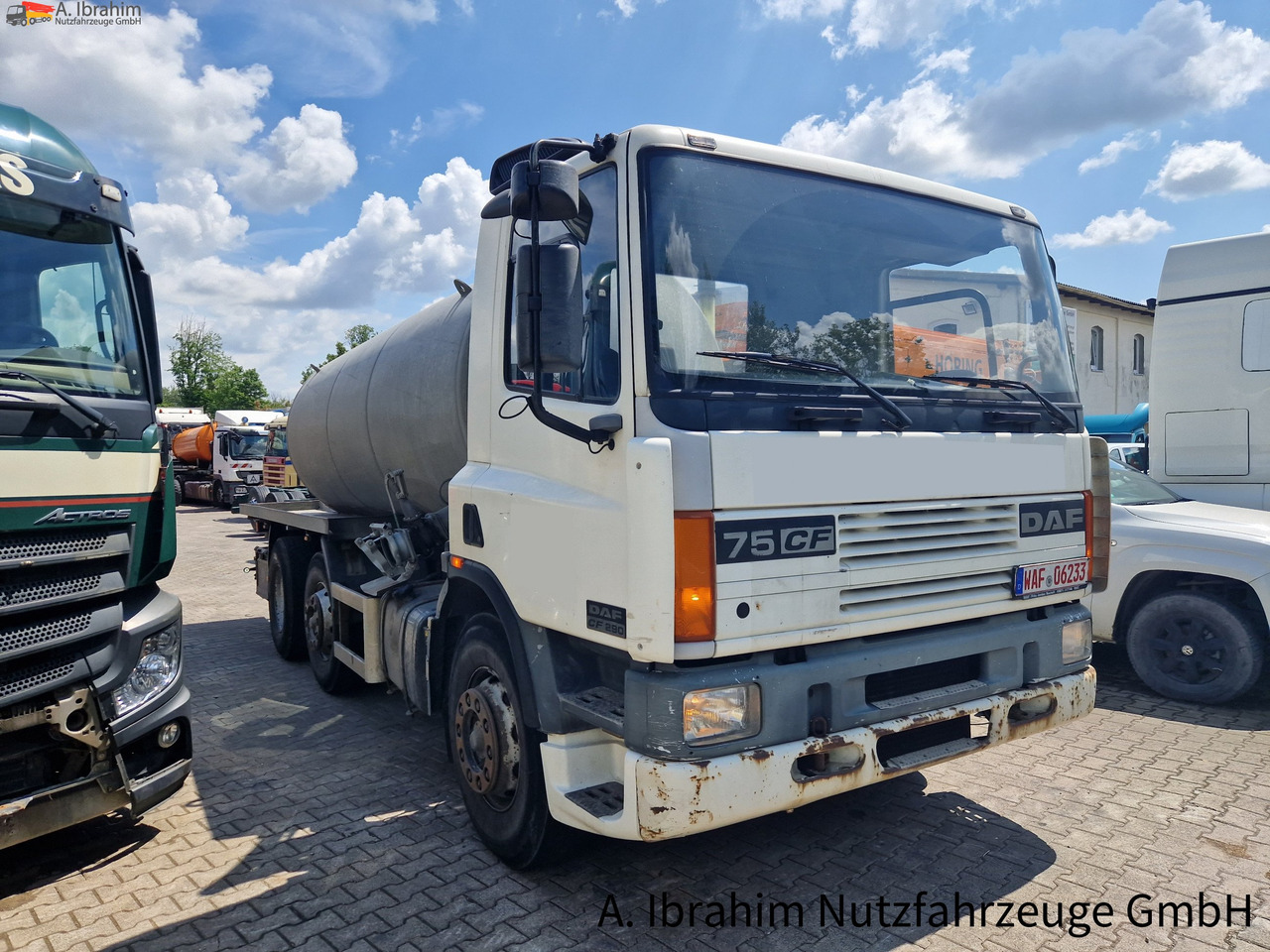 Camion citerne Daf CF 290 Wassertank 13500 L, Tank verzinkt Vorlauf- Lift- Lenkachse: photos 10 Camion citerne Daf CF 290 Wassertank 13500 L, Tank verzinkt Vorlauf- Lift- Lenkachse: photos 10